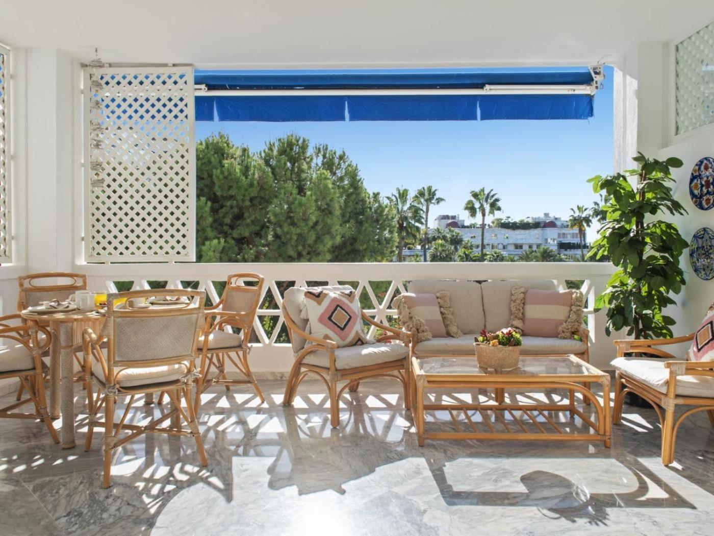 3 En Playas Del Duque Puerto Banus Apartment